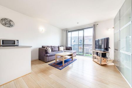 1 bedroom flat to rent - Photo 3