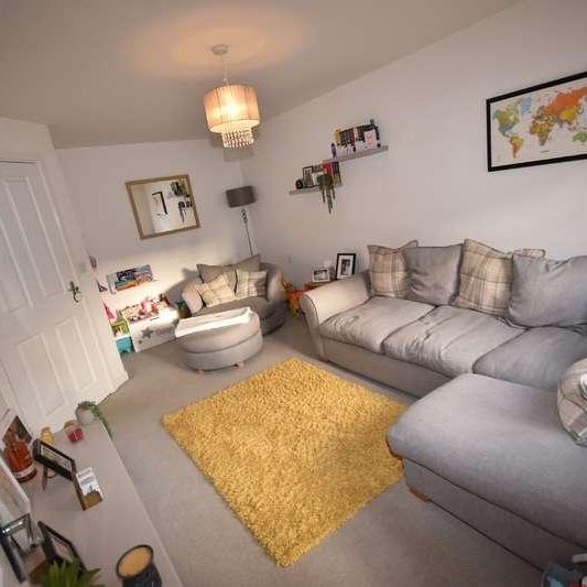 Hyde Way, Sleaford, NG34 - Photo 1