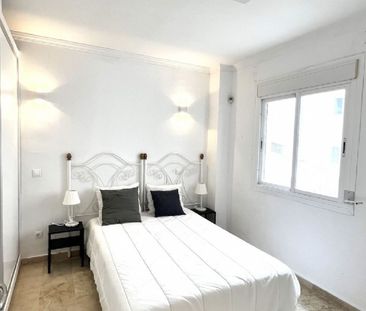 3 Bedroom Apartment For Rent in Puerto Banús, Málaga - Photo 5