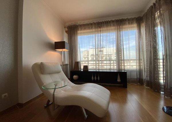 4 Bedroom Apartment with parking, Telheiras, Lisboa