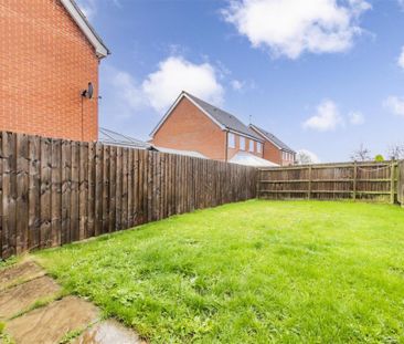 3 bed House - Detached To Let - Photo 6