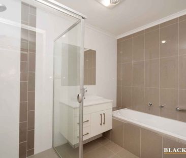 Spacious Functional Living - Photo 5