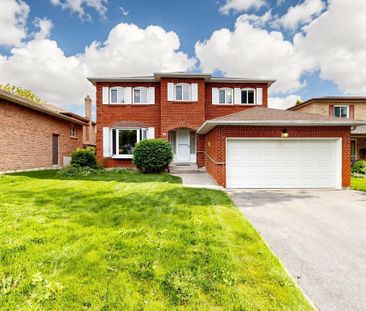 For Lease - 94 Howlett Avenue, Newmarket, Ontario - Photo 1