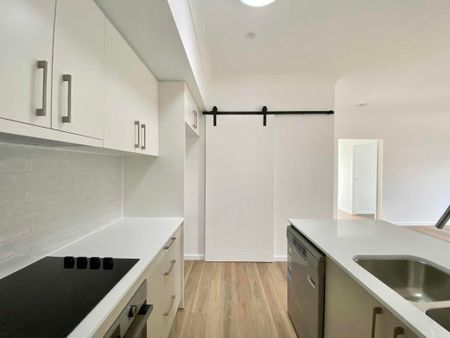 14 Chapman Street, Greta - Photo 2
