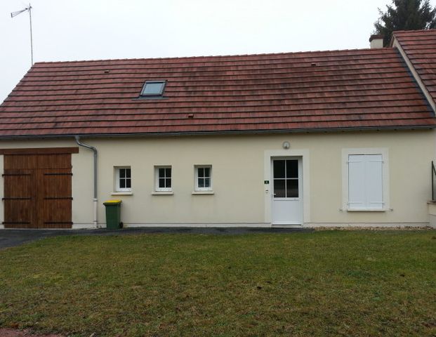 Location Maison 3 pièces 70 m² Vicq-sur-Nahon - Photo 1