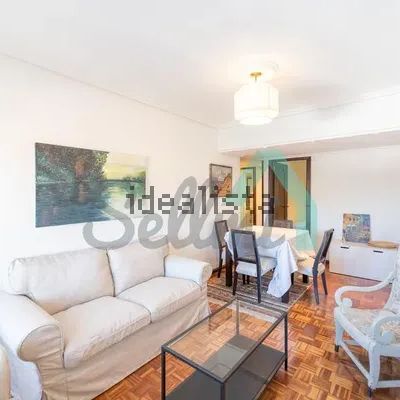 Alquiler de piso en Avenida Buenavista - Photo 1