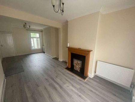 Clarendon Road, Gravesend, DA12 - Photo 3