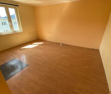 Mit Ihrem Mietansuchen zur frisch sanierten Wohnung! (Bilder noch v... - Photo 2