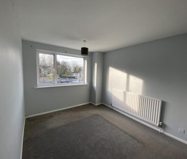 3 bedroom end of terrace house to rent - Photo 5