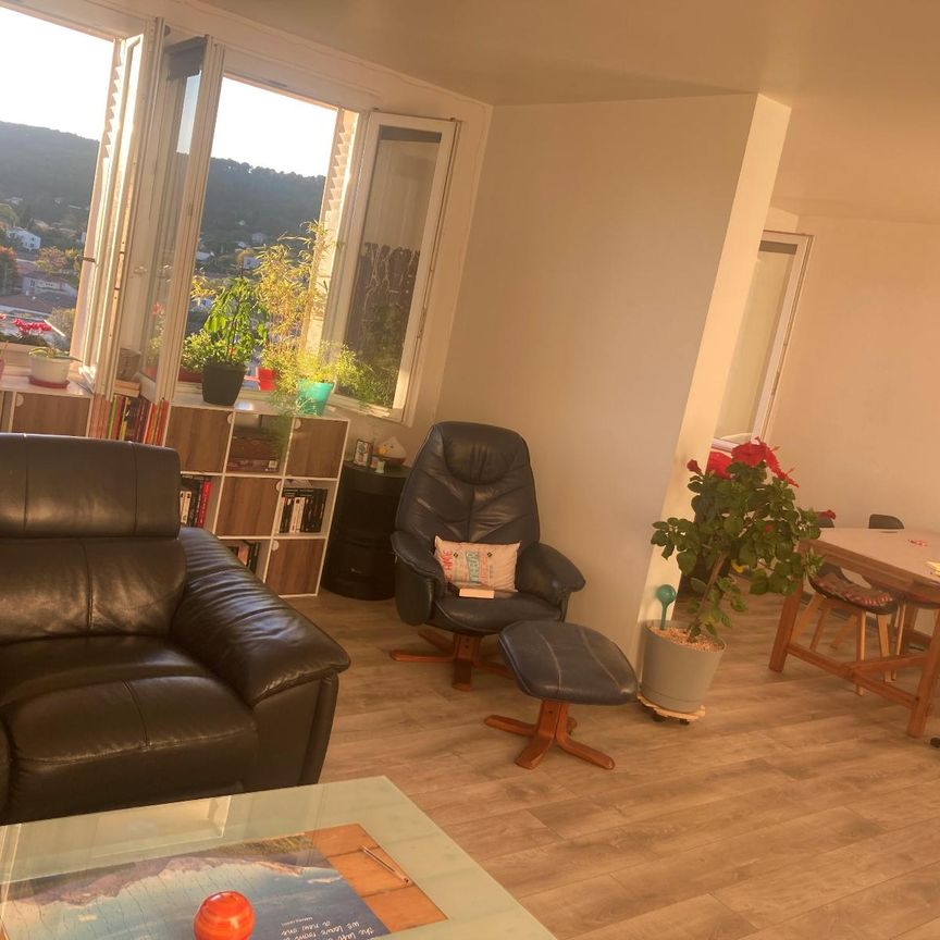 Location Appartement 4 pièces 73m² AUBENAS 07200 - Photo 1