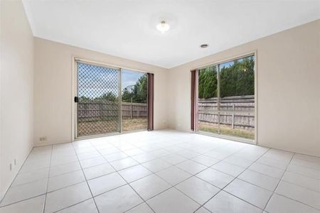 Stunning 3-Bedroom Family Home in Thomastown – The Perfect Blend of Comfort & Convenience! - Photo 5