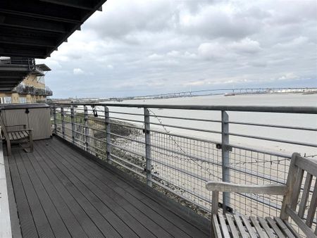 2 bedroom flat to rent - Photo 3