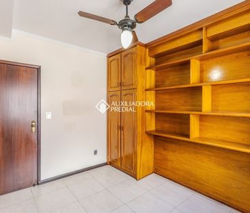 Casa com 6 quartos e 350m² para alugar em Harmonia, Canoas. - Foto 3