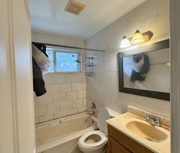 For Lease - 410 Becker Road Unit# Main floor, Richmond Hill, Ontario - Photo 3