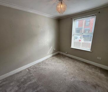 3 bedroom terraced house to rent - Photo 6