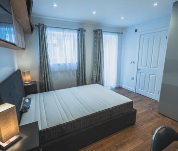 Room in a Shared House, St Olave's Walk, SW16 - Photo 4