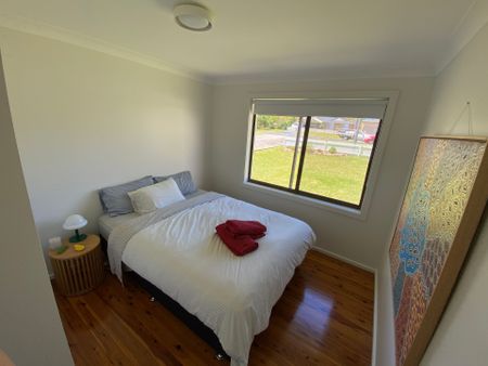 Dream Culburra Beach Retreat - Renovated modern 3 Bed, 1 Bath, 3 Car - Photo 4