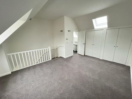 3 bedroom semi-detached house to rent - Photo 4