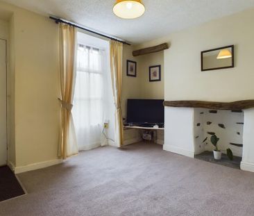 2 bedroom terraced house to rent - Photo 2