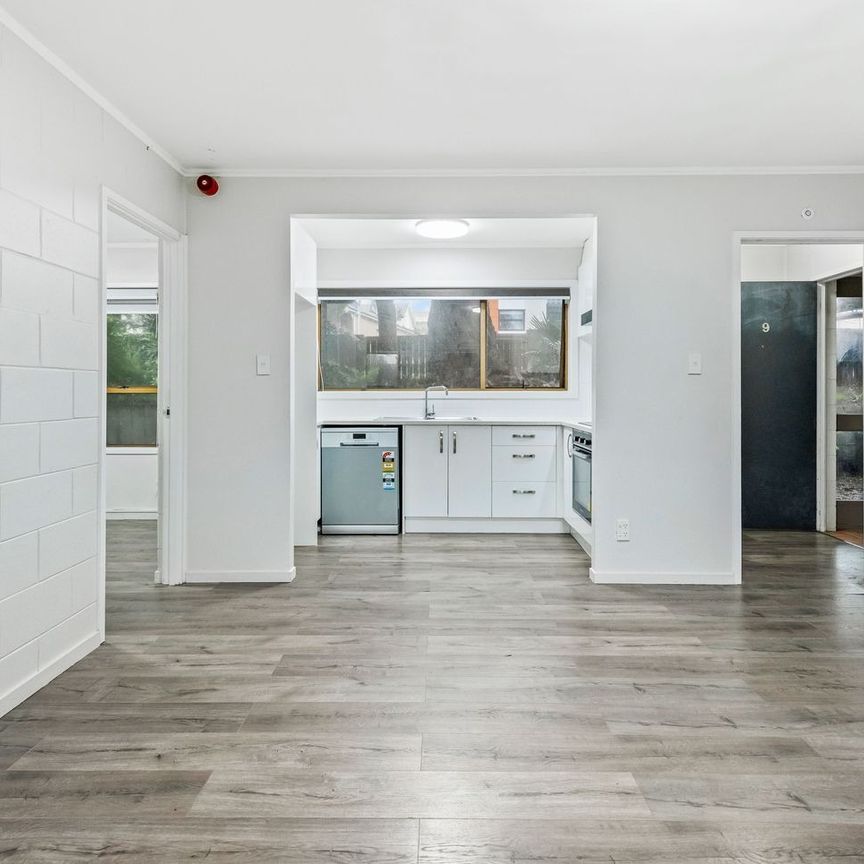 1-Bed Apartment in Epsom’s Premium Location - Photo 1