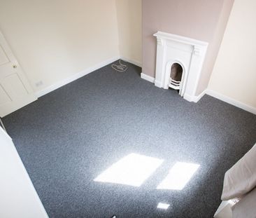 2 Bed Terraced House, Laxey Road, B16 - Photo 6