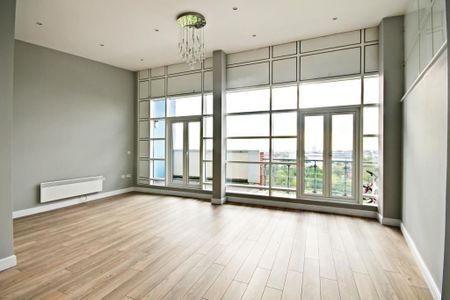 2 Bed Penthouse, Moore View, HA9 - Photo 2