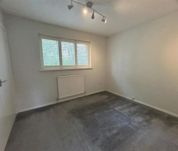 2 bedroom maisonette to rent - Photo 4