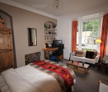4 bedroom private hall to rent - Photo 2