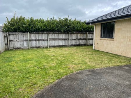 42B Ward Street, Pukekohe - Photo 3