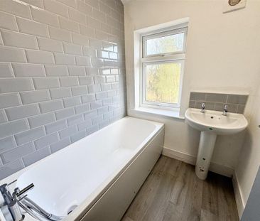 2 bedroom terraced house to rent - Photo 3