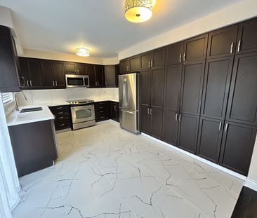 For Lease - 2971 Westoak Trails Boulevard, Oakville, Ontario - Photo 5