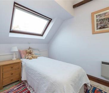 2 bedroom House To Let - Photo 3