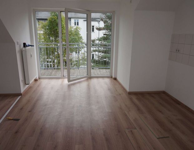 DG-Whg. mit offnener Küche und Süd-Balkon frei ab 1.5.25. - Foto 1