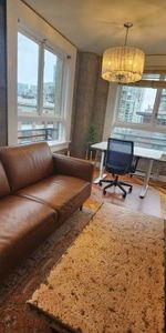 Yaletown Historic Loft 1-Bed Luxury Suite FULLY FURNISHED - Photo 4