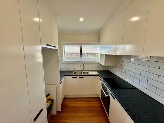 Renovated Three Bedroom - Photo 1