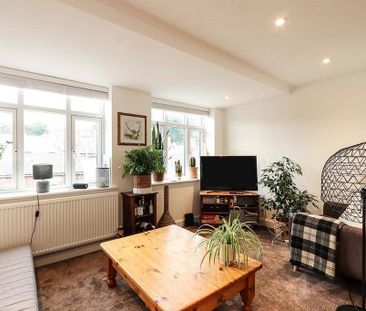 3 bedroom apartment to rent - Photo 5