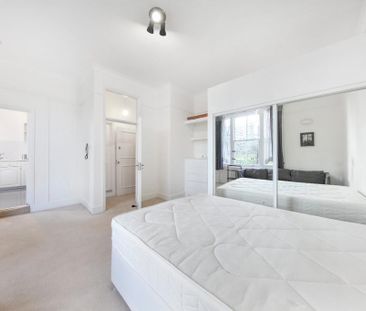 Studio to rent - Photo 3