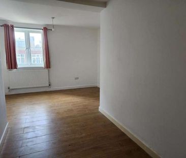 Chapel Street, Woking, GU21 - Photo 2