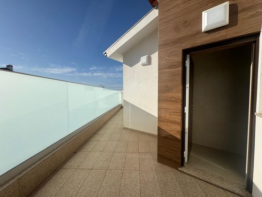 Apartamento T2 novo, com amplo terraço , situado na Avenida principal da Gafanha da Nazaré. - Photo 1