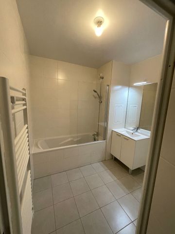 Location Appartement 3 pièces 65m² - Photo 5