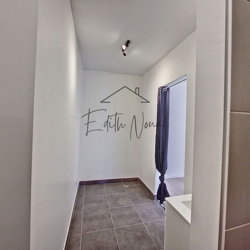 EXCLUSIVITE - LOCATION T1 ENTIEREMENT RENOVE - CENTRE VILLE - Photo 1