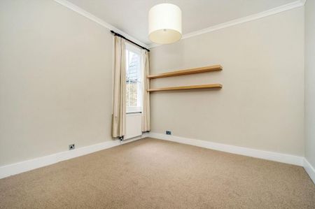 4 bedroom terraced house to rent - Photo 3