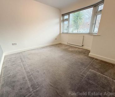 2 bedroom semi-detached bungalow to rent - Photo 5