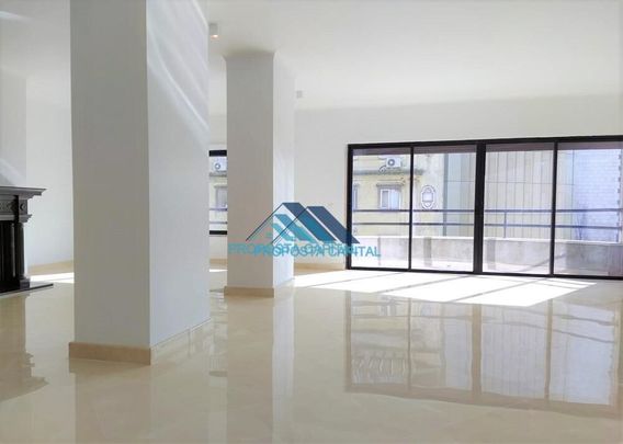 Apartamento T4 em Lisboa - Foto 1