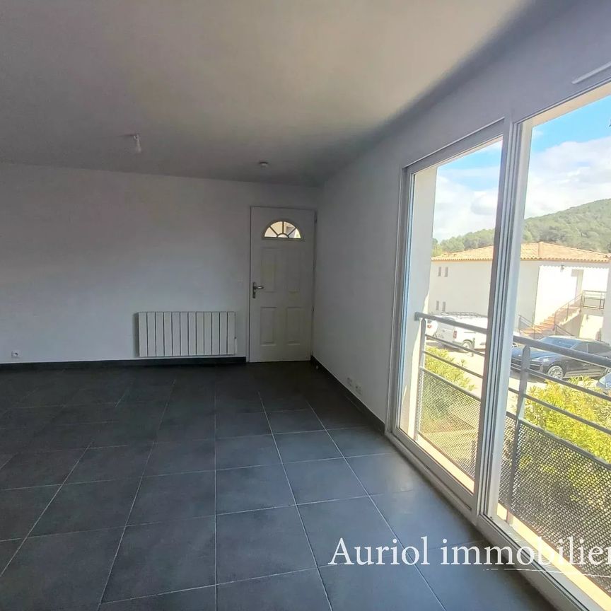 Location Appartement 2 pièces 39m² AURIOL 13390 - Photo 1