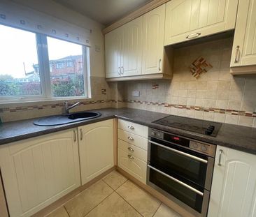 2 bedroom semi-detached house to rent - Photo 5