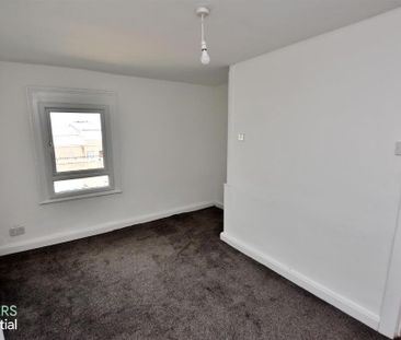 16 Greenville Street, Belfast, BT5 5AG - Photo 3
