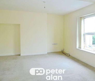 Fairoak Avenue, NP19 - Photo 4