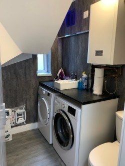 Spacious En-Suite Room Available – Ainslie Street, Grimsby - Photo 2