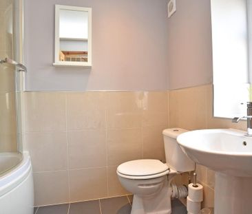 2 bedroom terraced house to rent - Photo 6